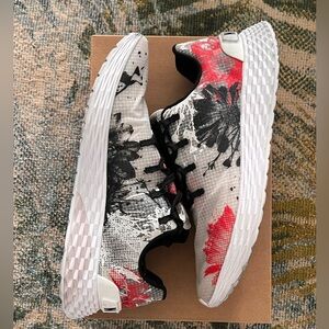 NOBULL Floral translucent ripstop runner